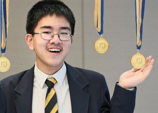 AMC包含5个不同的难度等级,适合小学3年级至高三年级学生