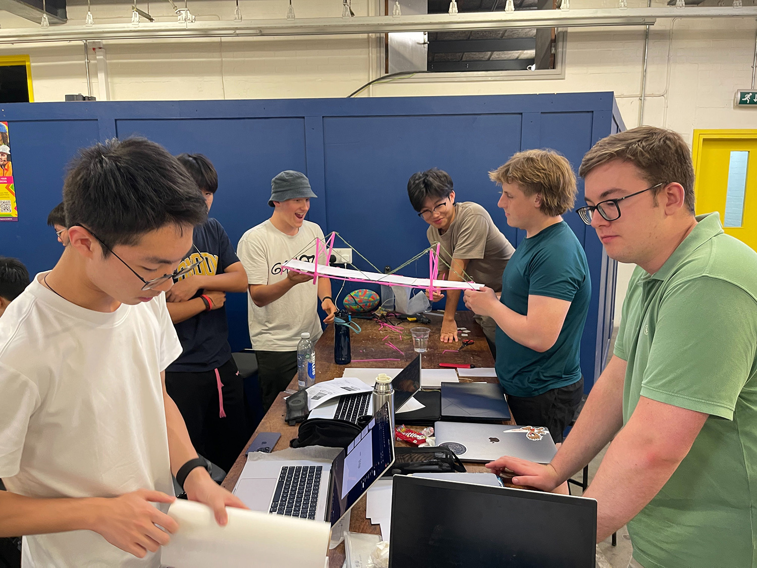 沉浸式帝国理工本科级课程，3 大学术模块深度结合