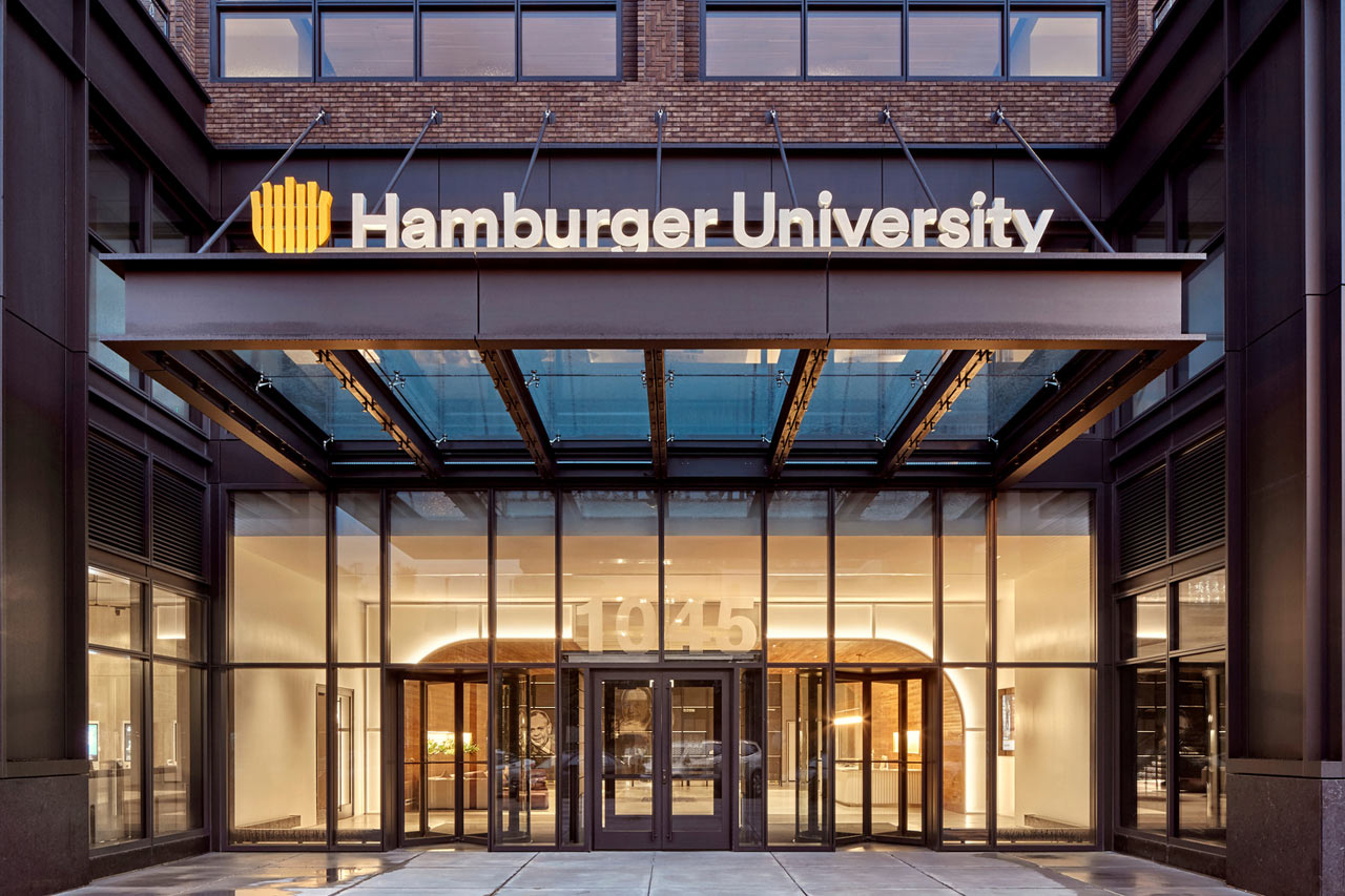 麦当劳全球总部餐厅 